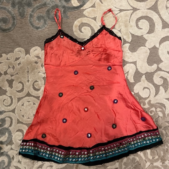 Silk and lace embellished top size S - Picture 1 of 4